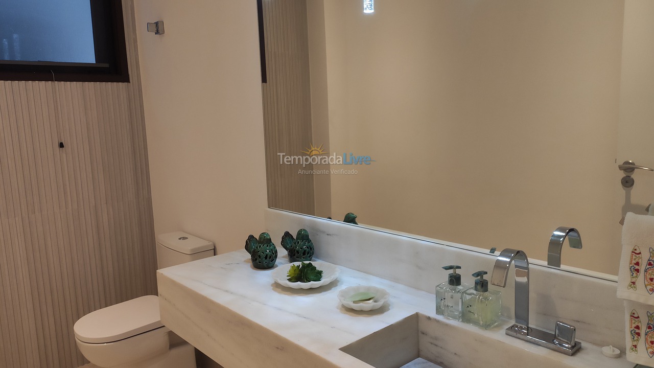 Casa para aluguel de temporada em São Sebastião (Praia do Engenho)