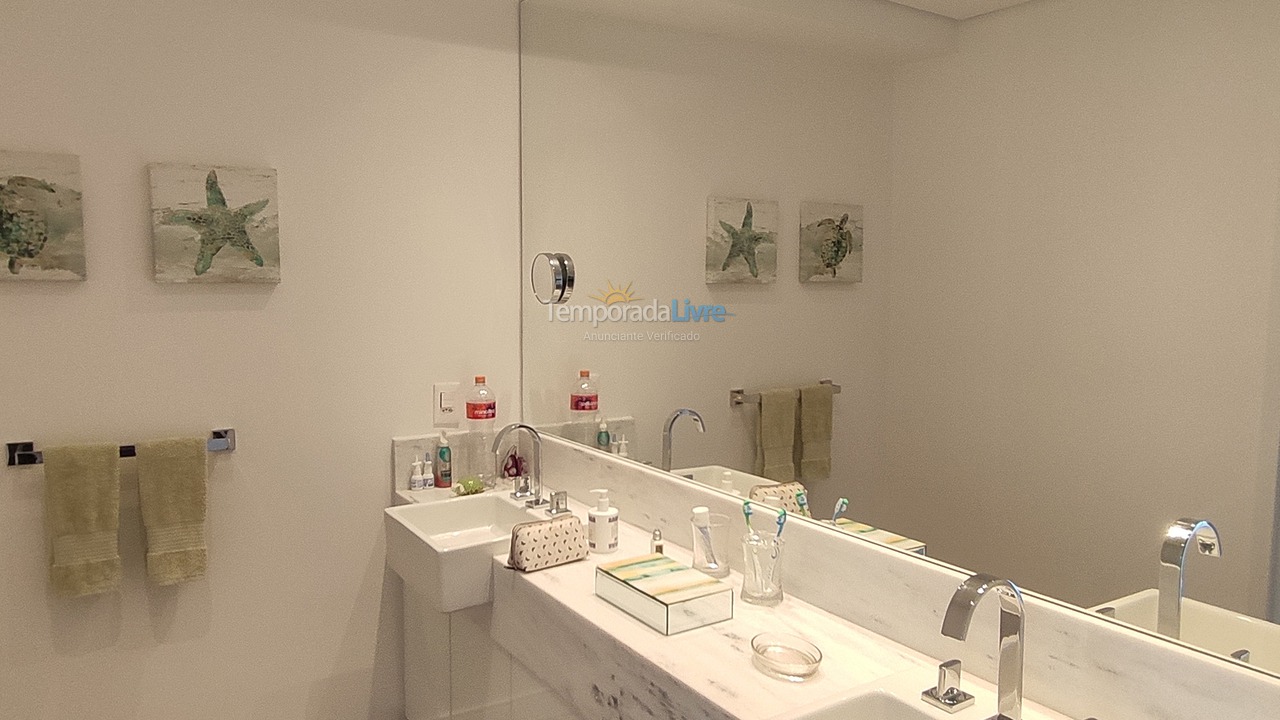 Casa para aluguel de temporada em São Sebastião (Praia do Engenho)