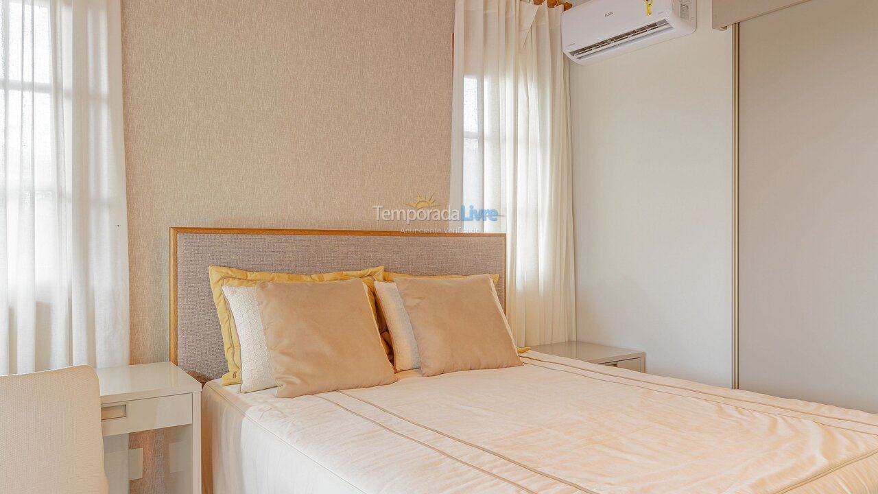 Apartamento para alquiler de vacaciones em Mata de São João (Praia do Forte)