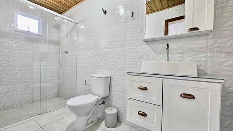 OTIMA HOUSE WITH SWIMMING POOL COST BENEFIT IN THE BEACH OF MARISCAL BOMBINHAS