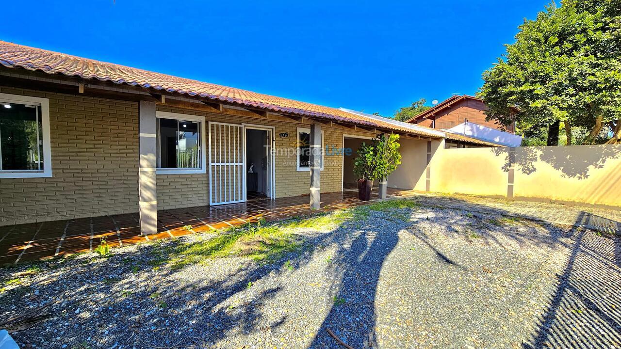 House for vacation rental in Bombinhas (Mariscal)