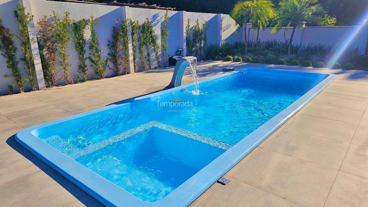 Casa para alquiler de vacaciones em Bombinhas (Mariscal)
