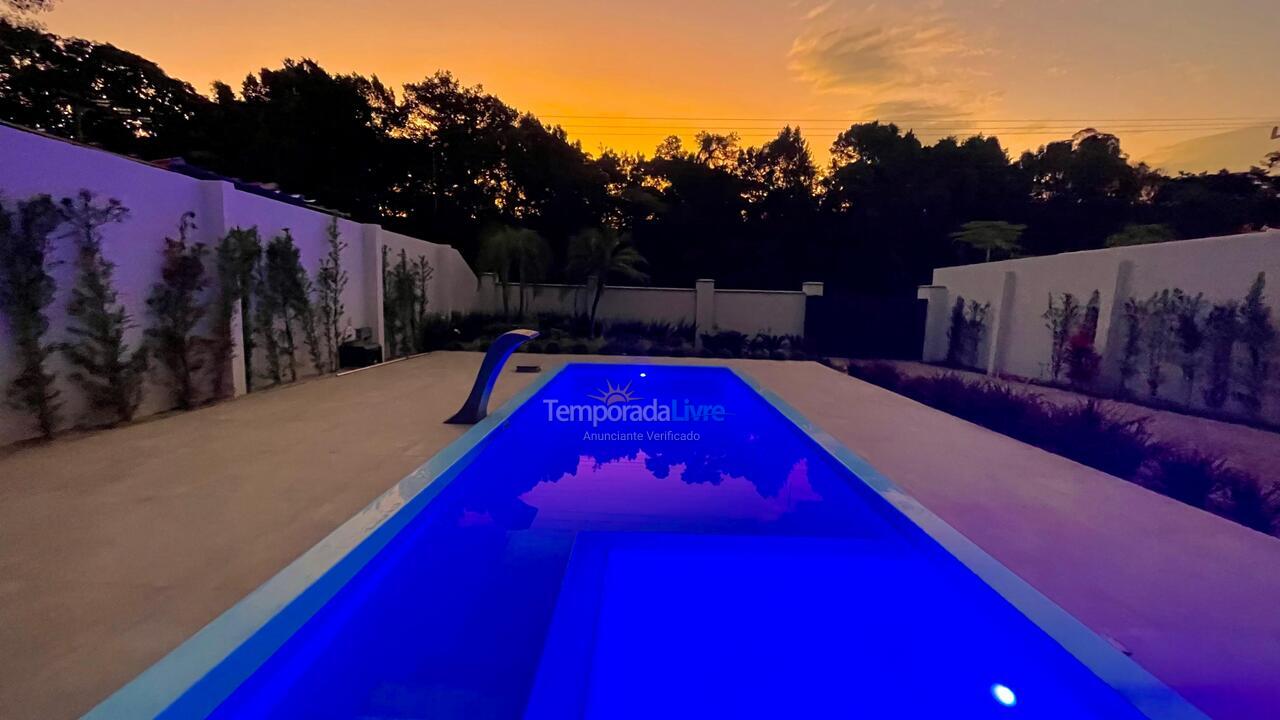 Casa para alquiler de vacaciones em Bombinhas (Mariscal)