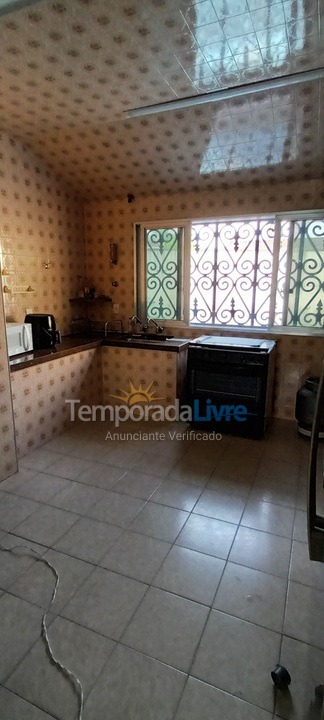 Casa para aluguel de temporada em Mongaguá (Vera Cruz)