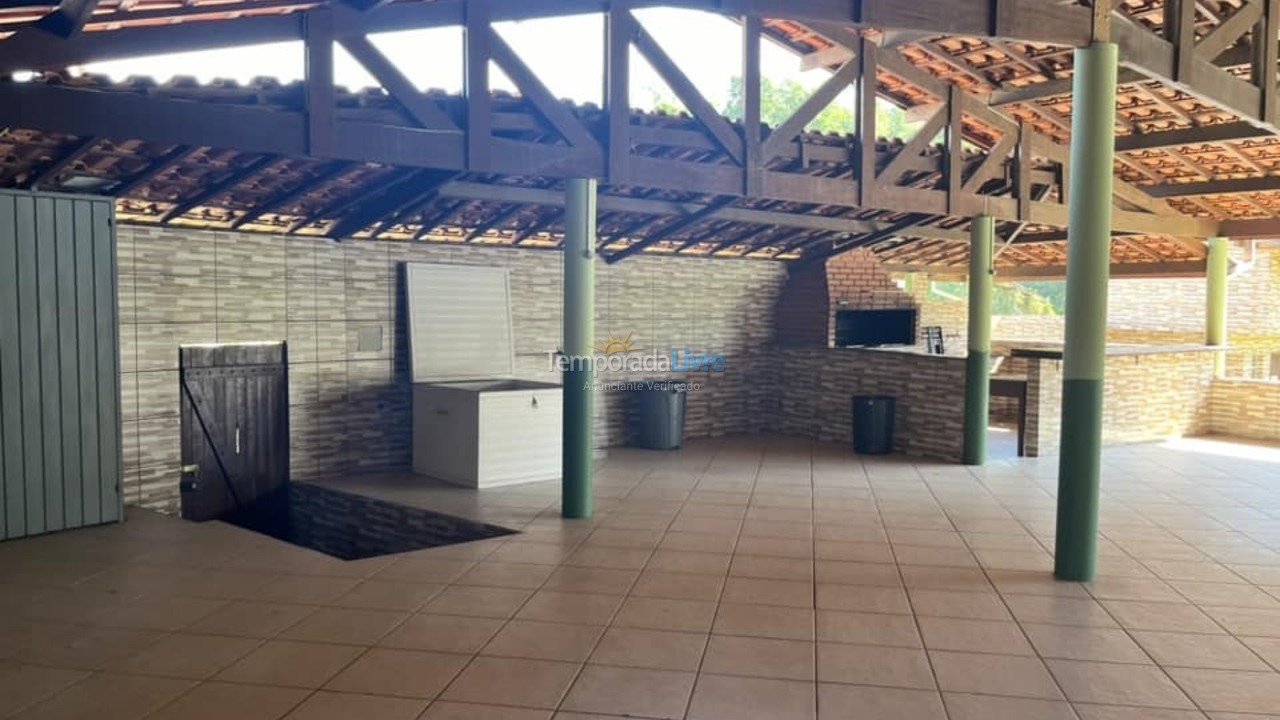 Granja para alquiler de vacaciones em Juquitiba (Jardim das Palmeiras)