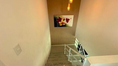 Excelente casa entre as Praia de Ponta das Canas e Lagoinha.