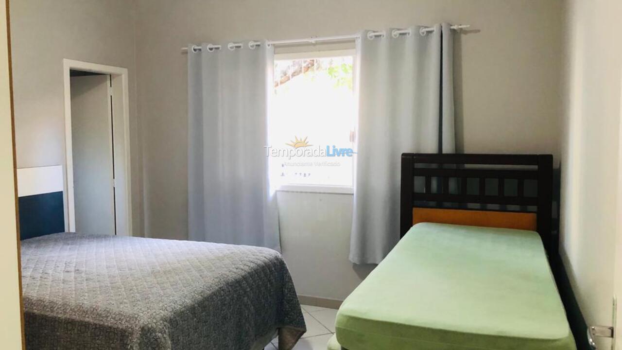 Casa para aluguel de temporada em Bombinhas (Praia de Bombinhas)