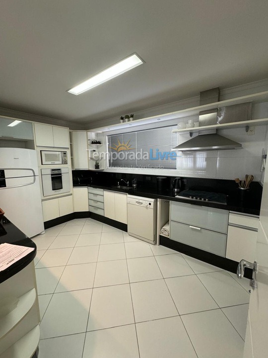 Apartment for vacation rental in Balneário Camboriú (Barra Sul)