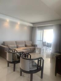 MARAVILHOSO APARTAMENTO FRENTE MAR