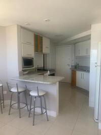 MARAVILHOSO APARTAMENTO FRENTE MAR