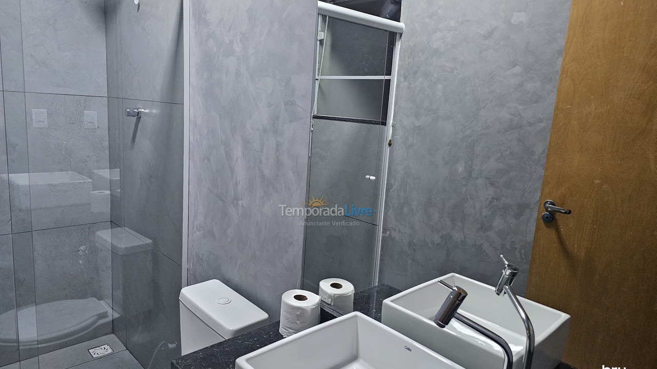 Casa para aluguel de temporada em Arandu (Riviera de Sta Cristina Represa Jurumirim)