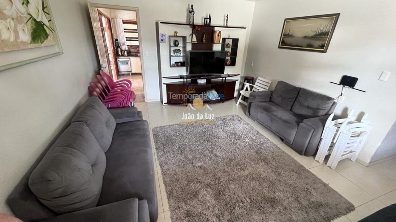 Casa para aluguel de temporada em Florianopolis (Canasvieiras)