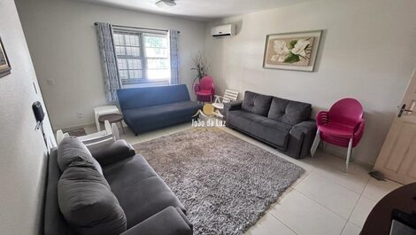 Casa de 4 dorm sendo 1 suíte, possui piscina privativa🏡🏖️