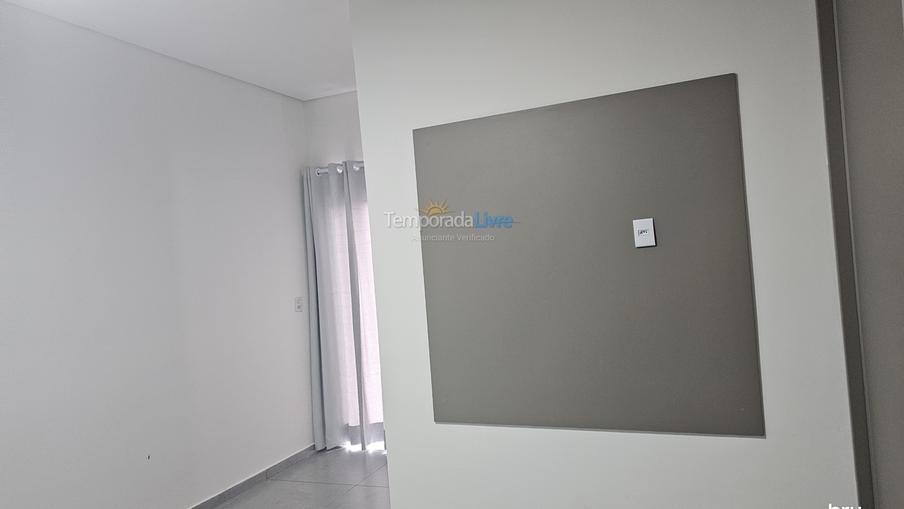 Casa para aluguel de temporada em Arandu (Riviera de Sta Cristina Represa Jurumirim)