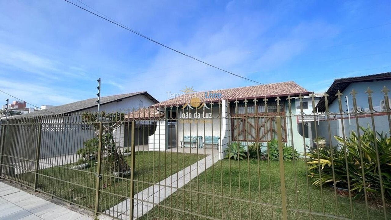 House for vacation rental in Florianopolis (Canasvieiras)