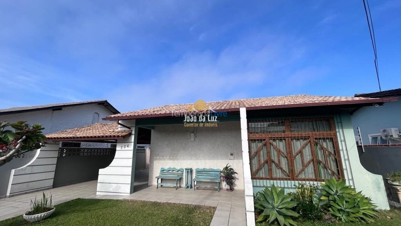 House for vacation rental in Florianopolis (Canasvieiras)
