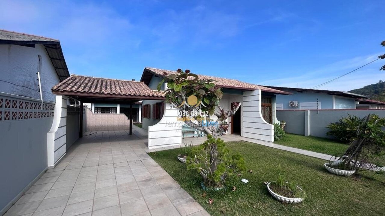 House for vacation rental in Florianopolis (Canasvieiras)
