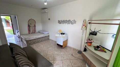 Seasonal house well located close to shops and the beach🏡🌅🏖️