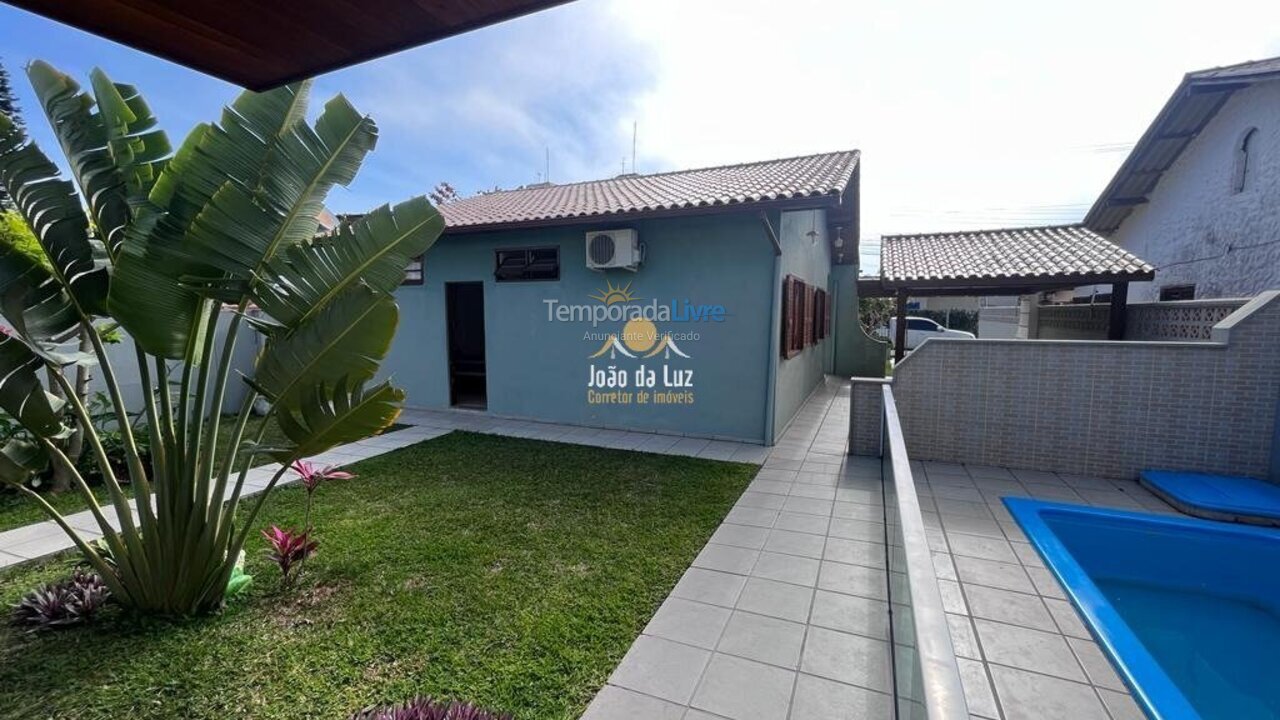 House for vacation rental in Florianopolis (Canasvieiras)
