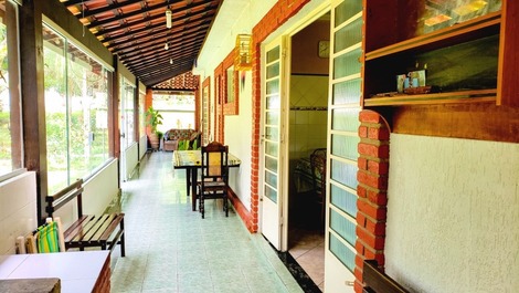 LINDO SÍTIO PARA TEMPORADA (PISCINA ADULTO E INFANTIL INTEGRADA)