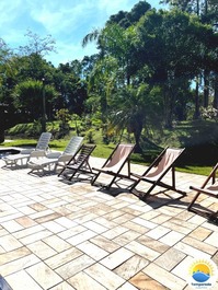 LINDO SÍTIO PARA TEMPORADA (PISCINA ADULTO E INFANTIL INTEGRADA)