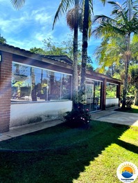 LINDO SÍTIO PARA TEMPORADA (PISCINA ADULTO E INFANTIL INTEGRADA)