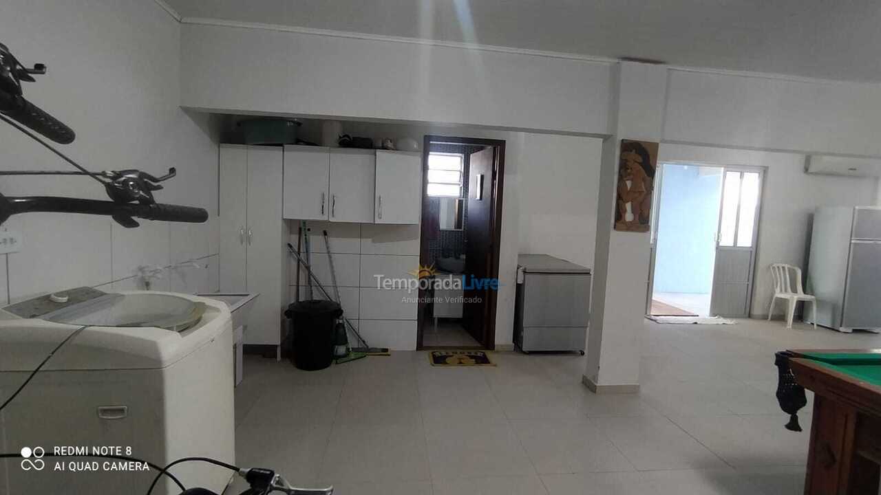 Casa para alquiler de vacaciones em Pontal do Paraná (Balneário Primavera)