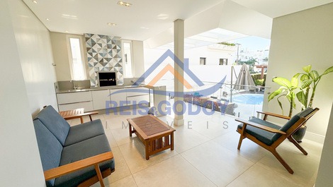 WONDERFUL 4 INTERNATIONAL JURERE SUITES