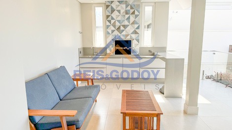 WONDERFUL 4 INTERNATIONAL JURERE SUITES