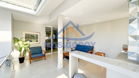 WONDERFUL 4 INTERNATIONAL JURERE SUITES