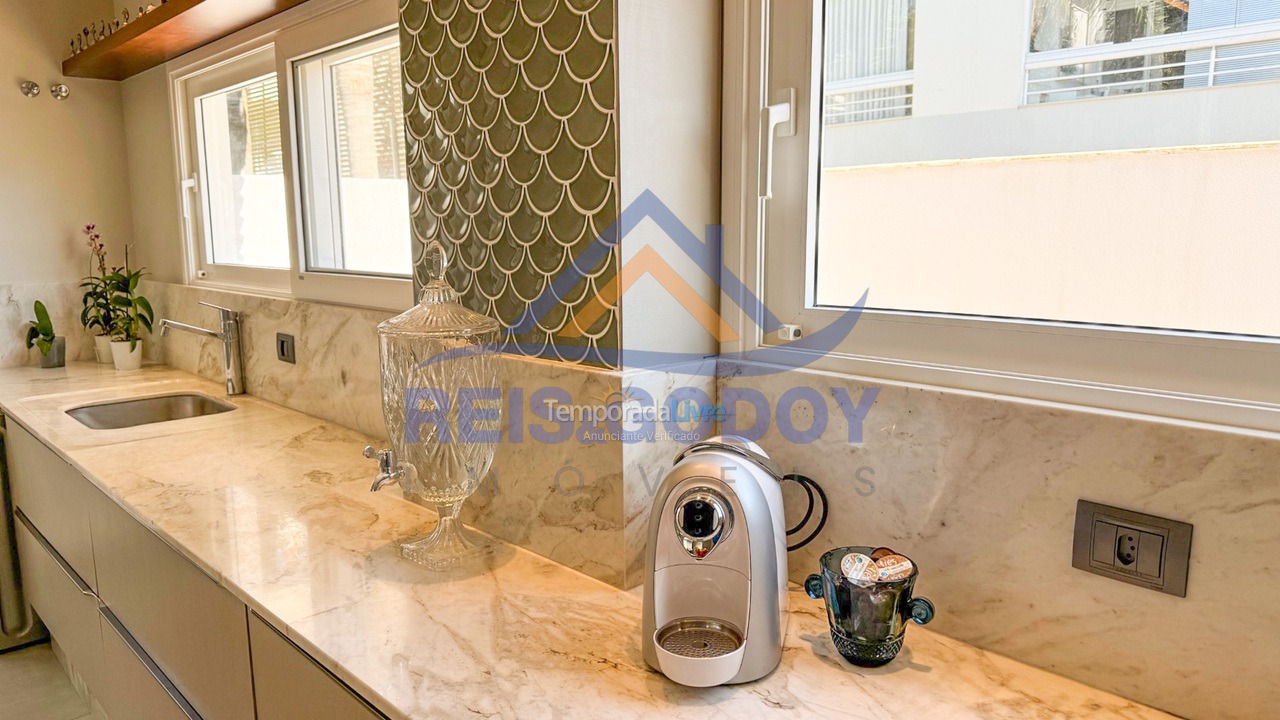 House for vacation rental in Florianopolis (Jurerê Internacional)