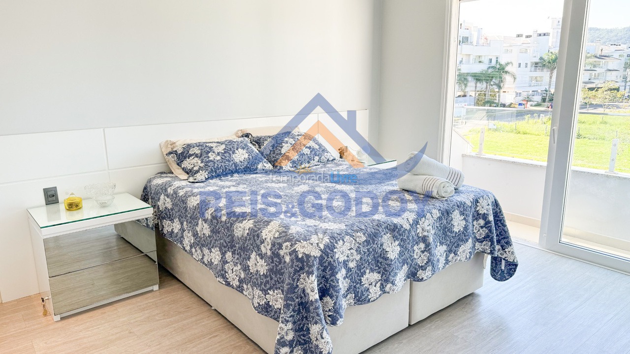 House for vacation rental in Florianopolis (Jurerê Internacional)