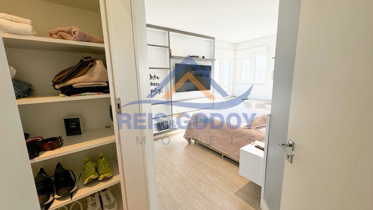 House for vacation rental in Florianopolis (Jurerê Internacional)