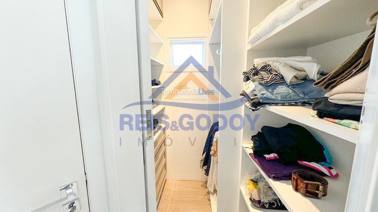 House for vacation rental in Florianopolis (Jurerê Internacional)