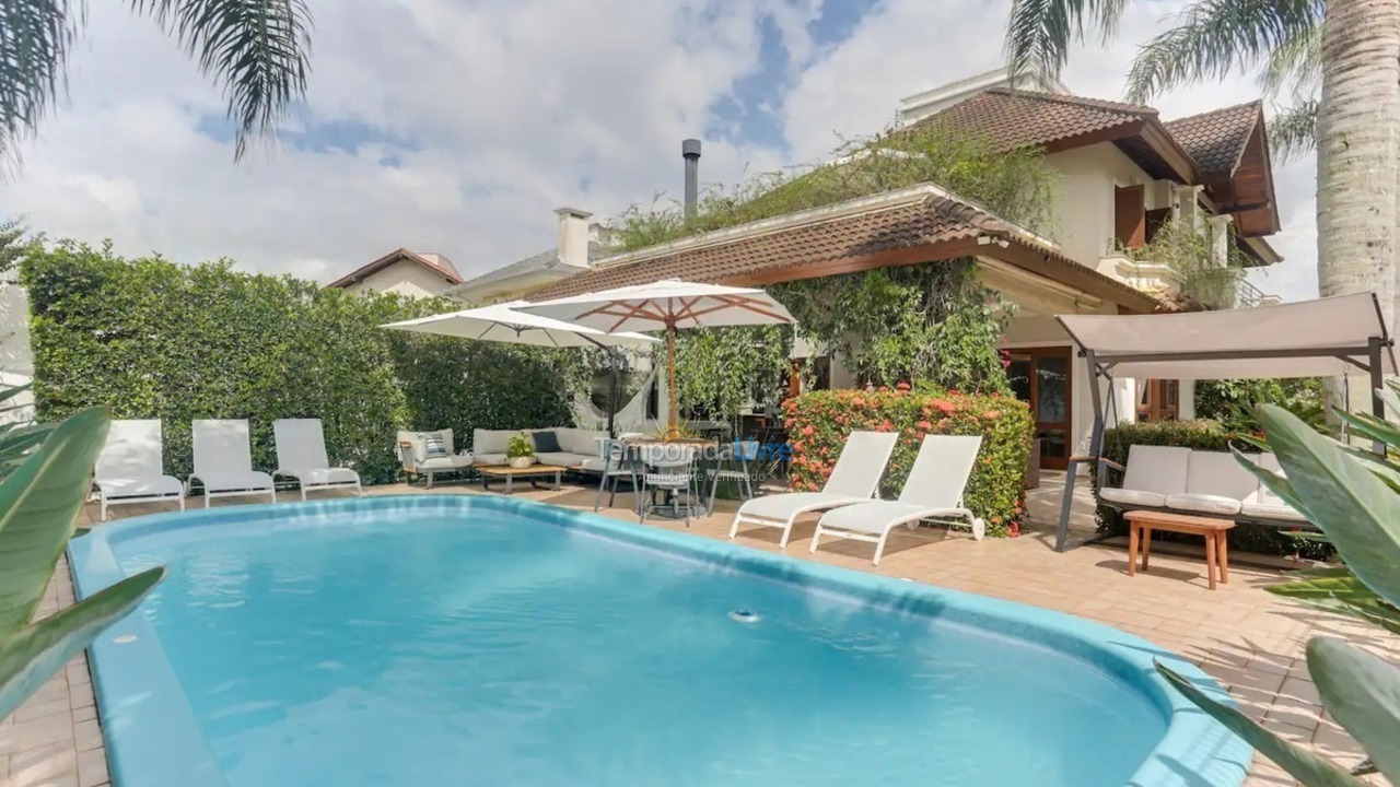 Casa para alquiler de vacaciones em Florianopolis (Jurerê Internacional)