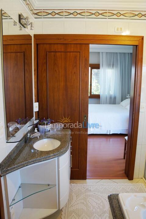 Casa para alquiler de vacaciones em Florianopolis (Jurerê Internacional)