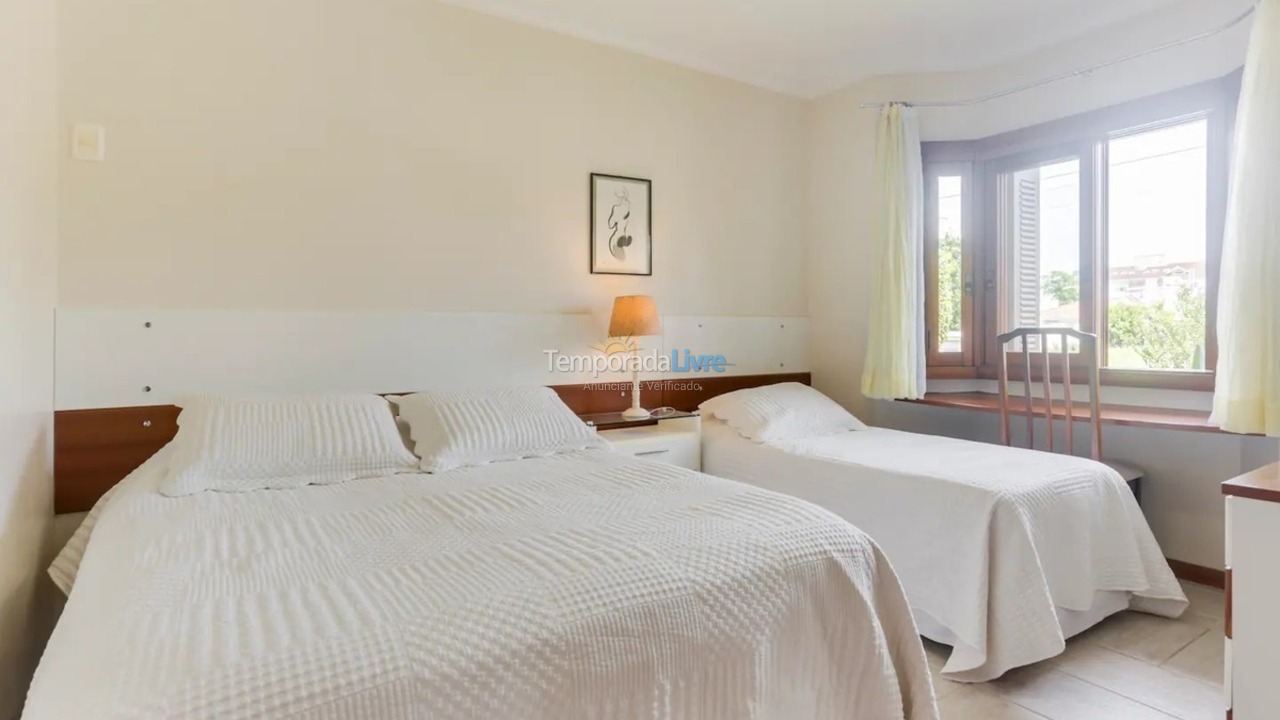 Casa para alquiler de vacaciones em Florianopolis (Jurerê Internacional)