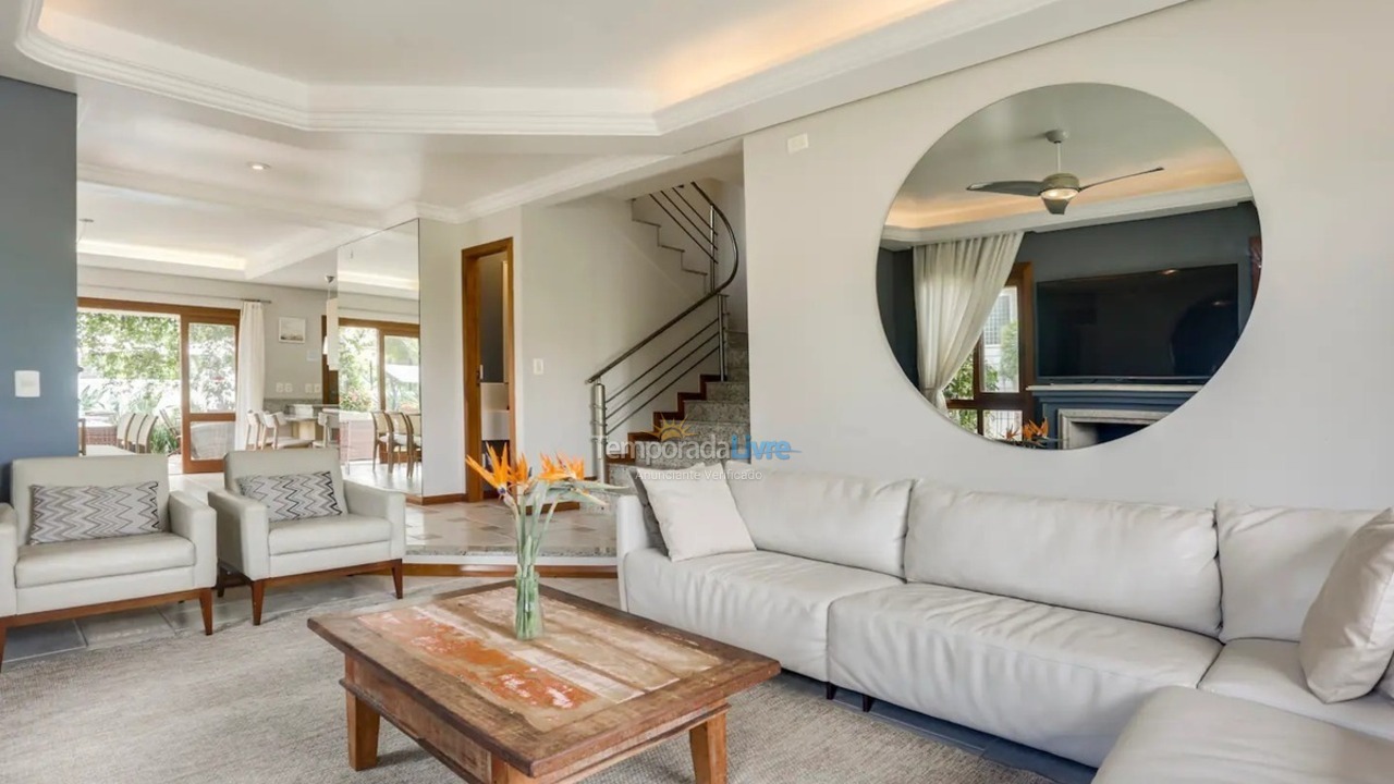 Casa para alquiler de vacaciones em Florianopolis (Jurerê Internacional)