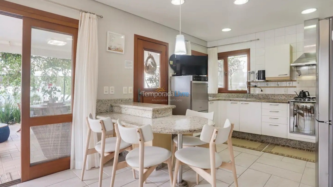 Casa para alquiler de vacaciones em Florianopolis (Jurerê Internacional)