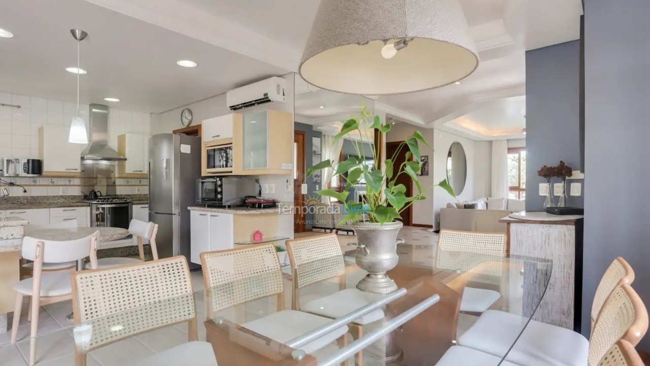 Casa para alquiler de vacaciones em Florianopolis (Jurerê Internacional)