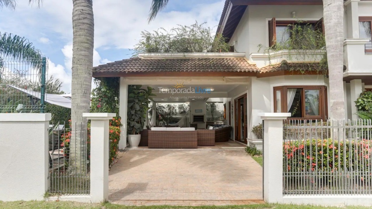 Casa para alquiler de vacaciones em Florianopolis (Jurerê Internacional)