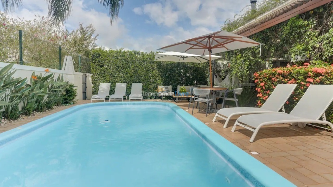 Casa para alquiler de vacaciones em Florianopolis (Jurerê Internacional)