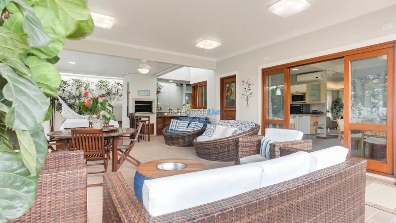 Casa para alquiler de vacaciones em Florianopolis (Jurerê Internacional)