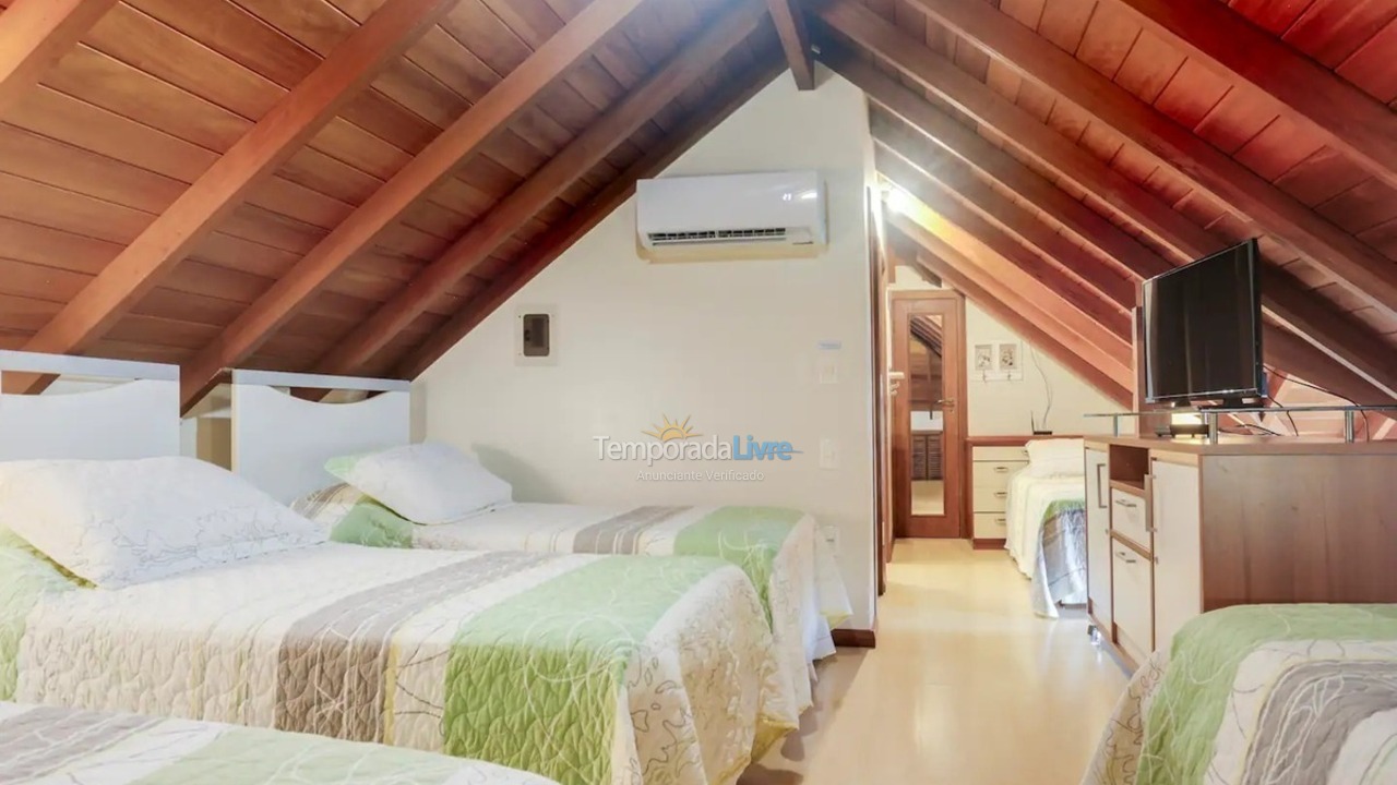 Casa para alquiler de vacaciones em Florianopolis (Jurerê Internacional)