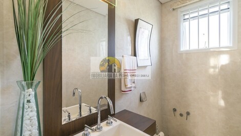 ESPETACULAR Casa de 04 dorm, piscina, em Jurerê, TARIFAS SOB.CONSULTA