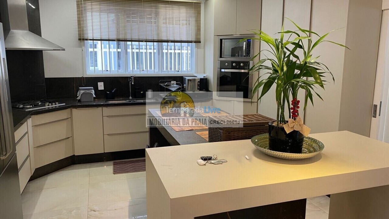 Casa para aluguel de temporada em Florianopolis (Jurerê Internacional)