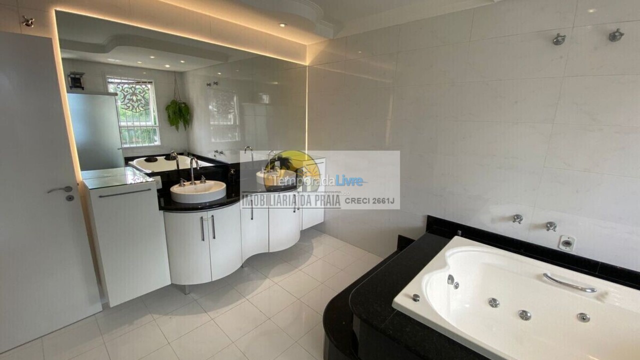 Casa para aluguel de temporada em Florianopolis (Jurerê Internacional)