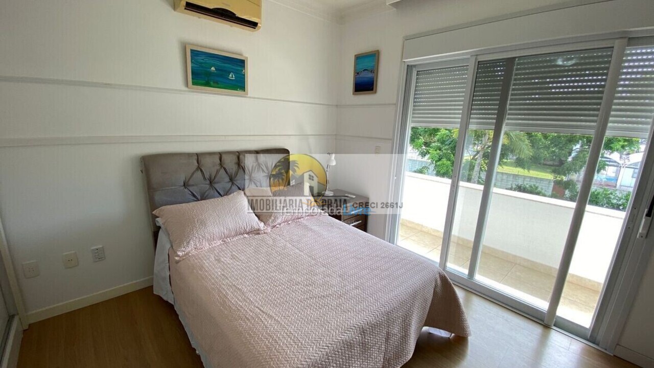 Casa para aluguel de temporada em Florianopolis (Jurerê Internacional)