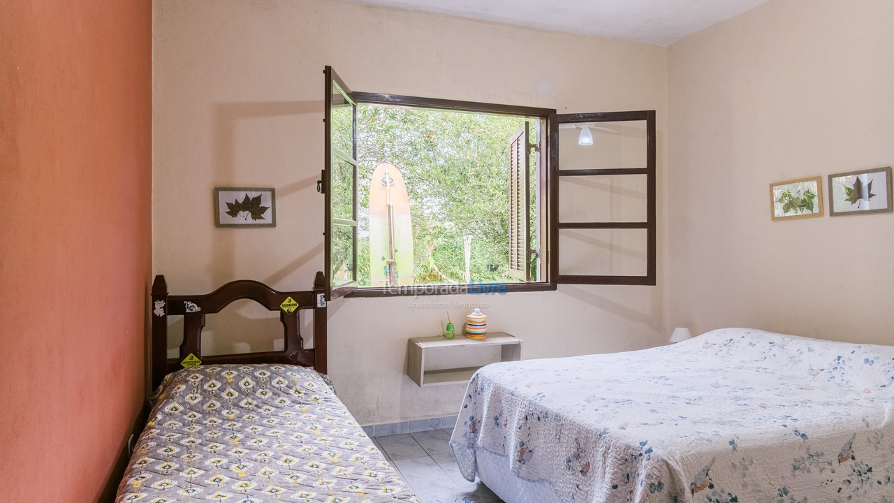 Casa para alquiler de vacaciones em Ubatuba (Lagoinha)