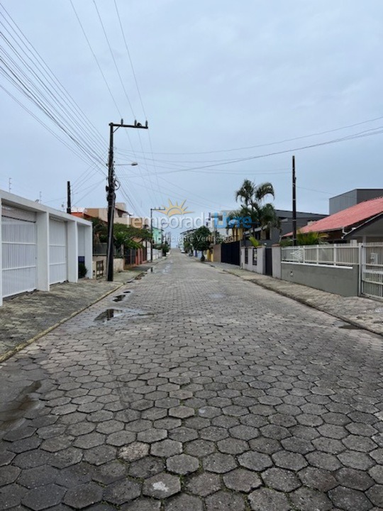 Apartamento para alquiler de vacaciones em São Francisco do Sul (Prainha)